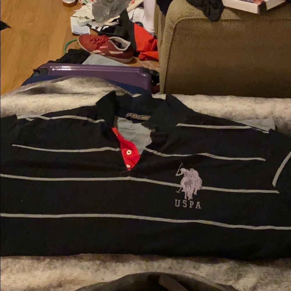 Black w/gray strip